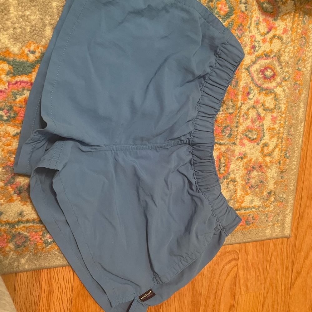Woman’s Barely Baggies Patagonia Shorts- size S (2.5 inseam)